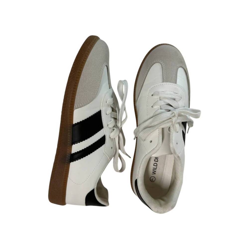 NEW WILD DIVA women's retro stripe tennis shoe in white